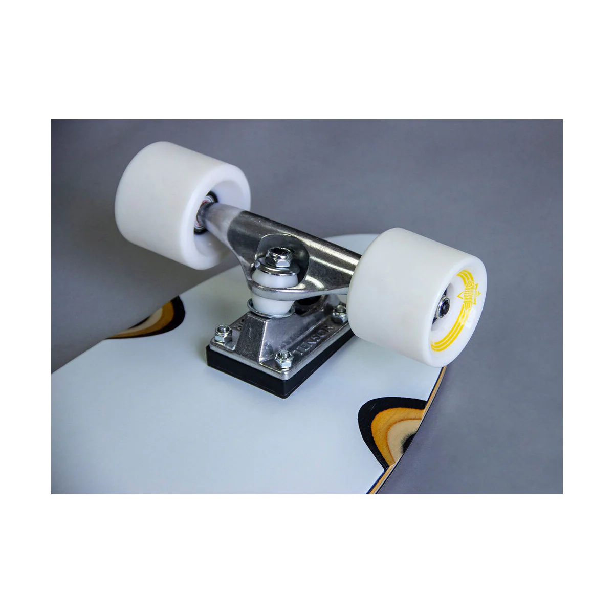 Dusters California Skateboard Cruiser Flames 7.9" x 31" Built in Bottle Opener - Image 4