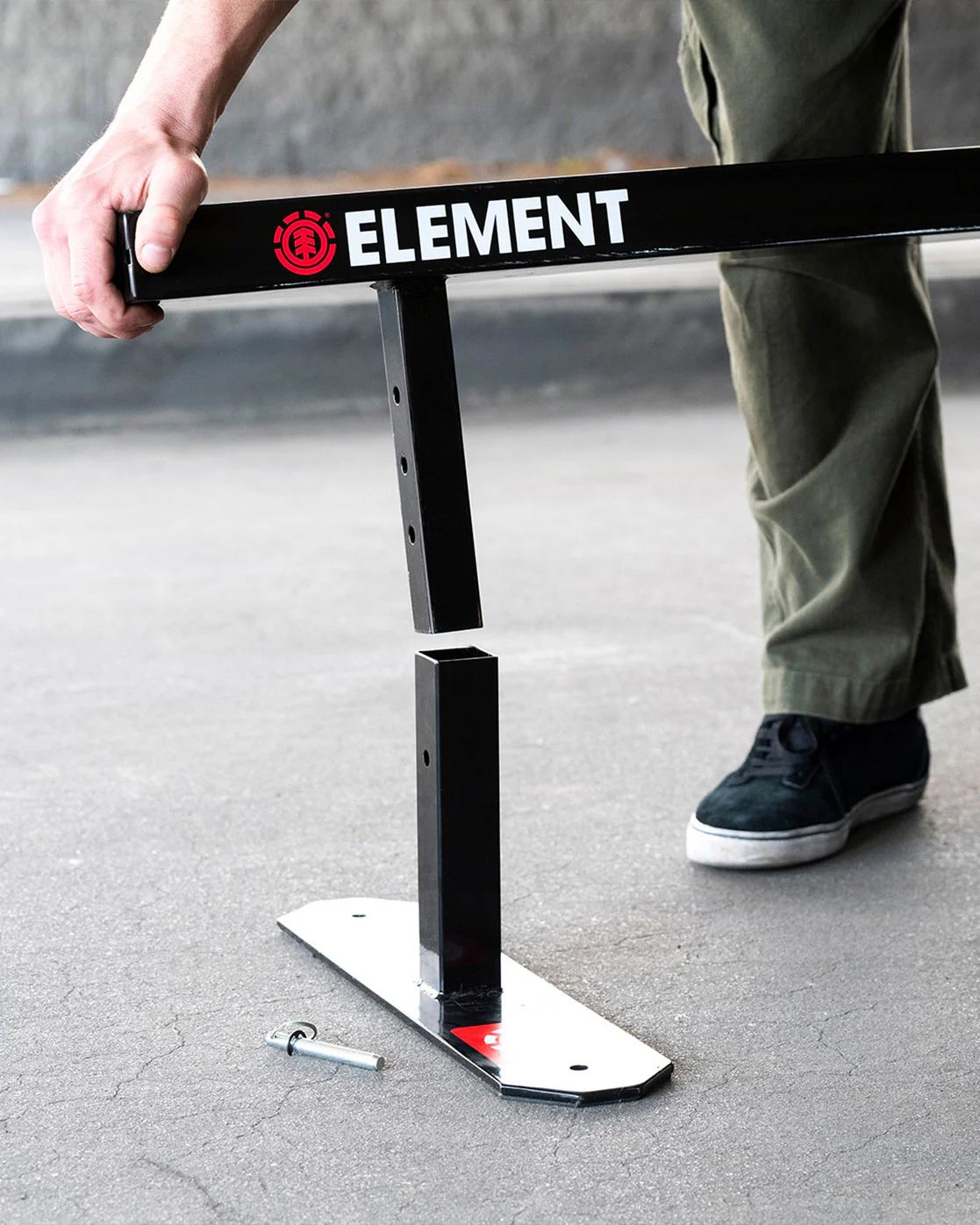 Element Skateboard Grind Rail Flat Bar Obstacle - 6ft Long, Adjustable Height - Image 5