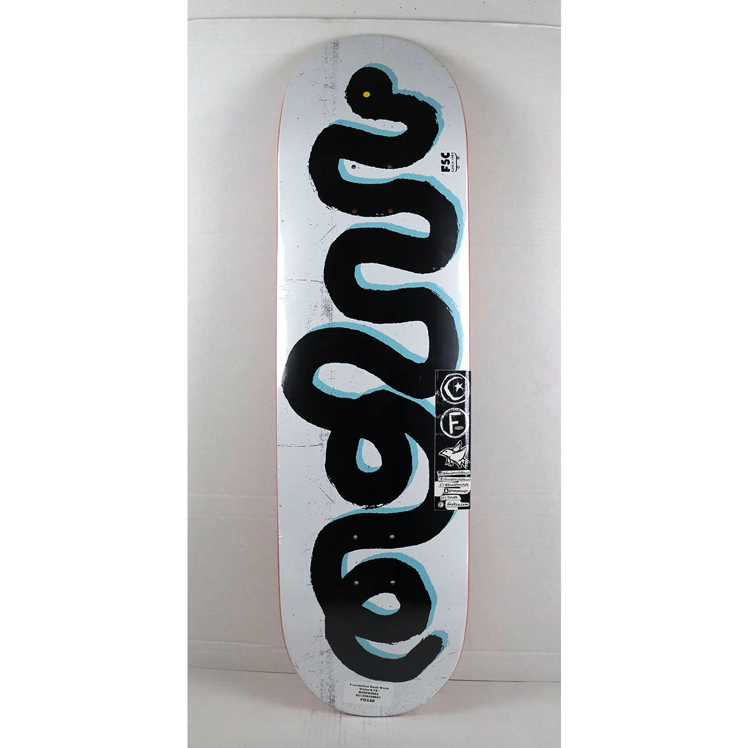 Foundation Skateboard Complete Worm 8.75" x 32.75" Independent Satori Upgrade - Image 2