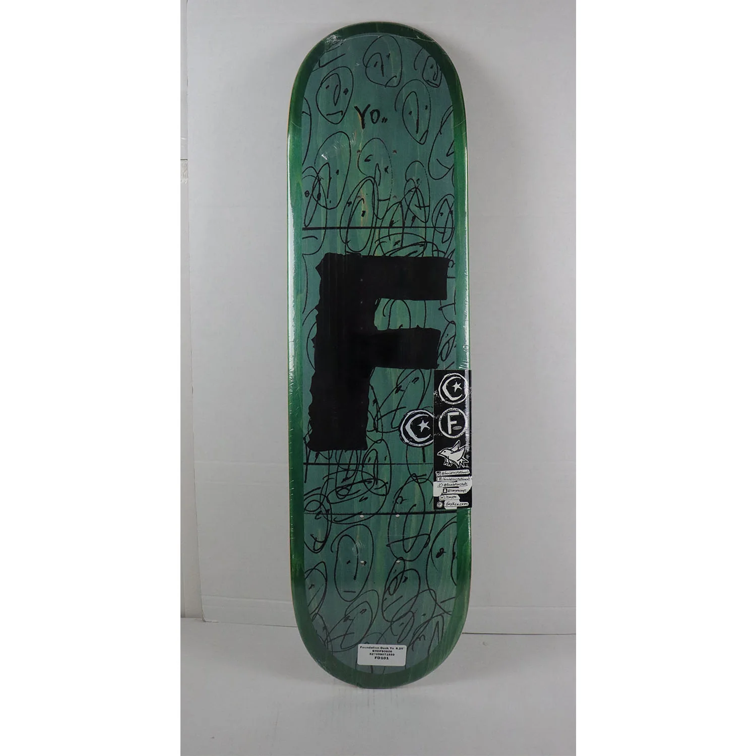 Foundation Skateboard Complete Yo 8.25" x 32" - Image 2