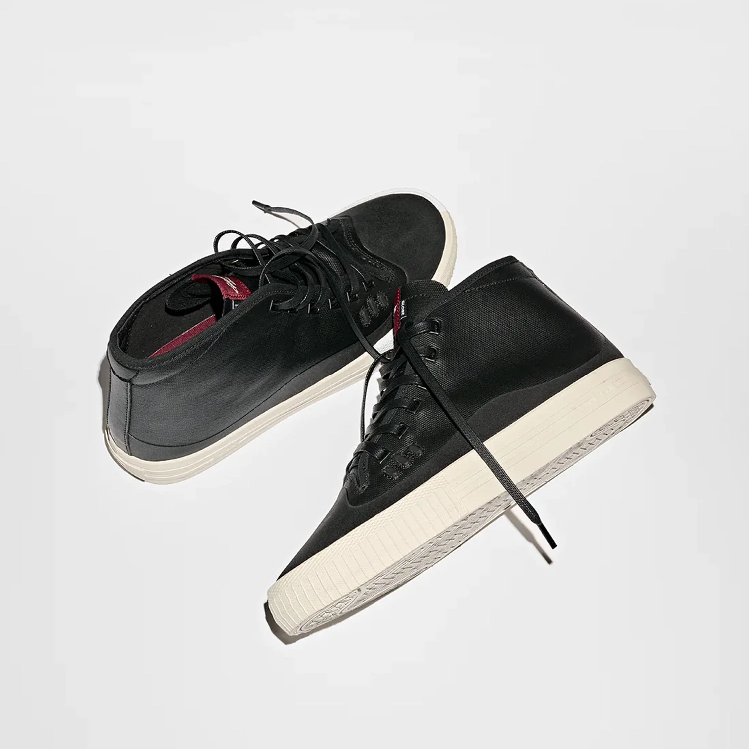 Globe Skateboard Shoes Gillette Mid Black/Cream - Image 4