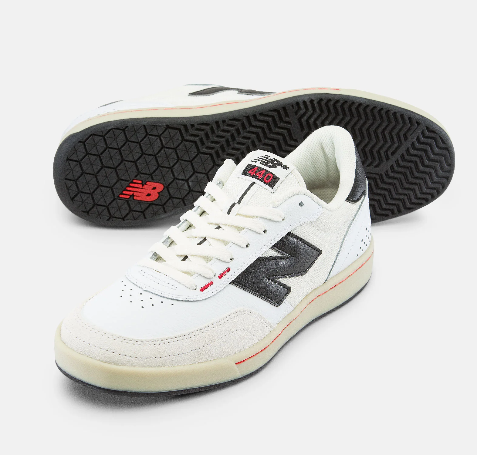 New Balance Numeric Skateboard Shoes 440 V2 White/Black - Image 2