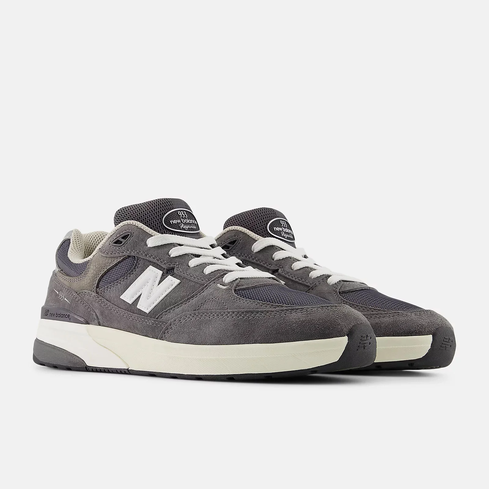 New Balance Numeric Skateboard Shoes Andrew Reynolds 933 Grey/White