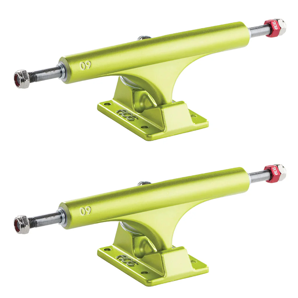 Santa Cruz Skateboard Complete Screaming Hand 8.8" Ace Trucks Snot Wheels - Image 3