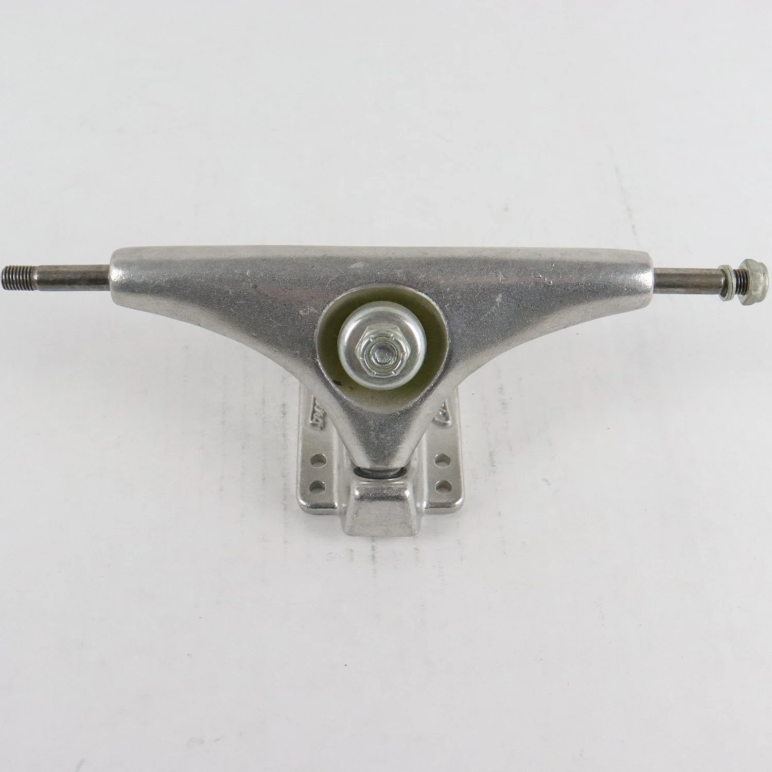 Single Longboard Truck Gullwing Charger Silver 9" Axle